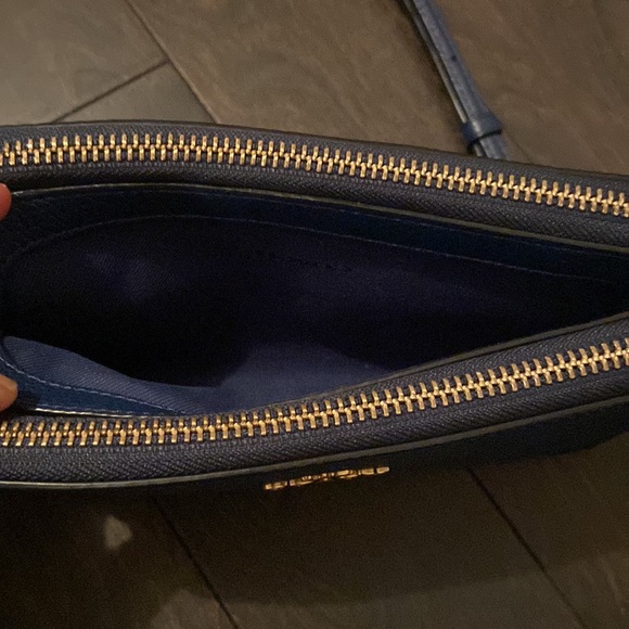 Coach crossbody - Picture 4 of 7